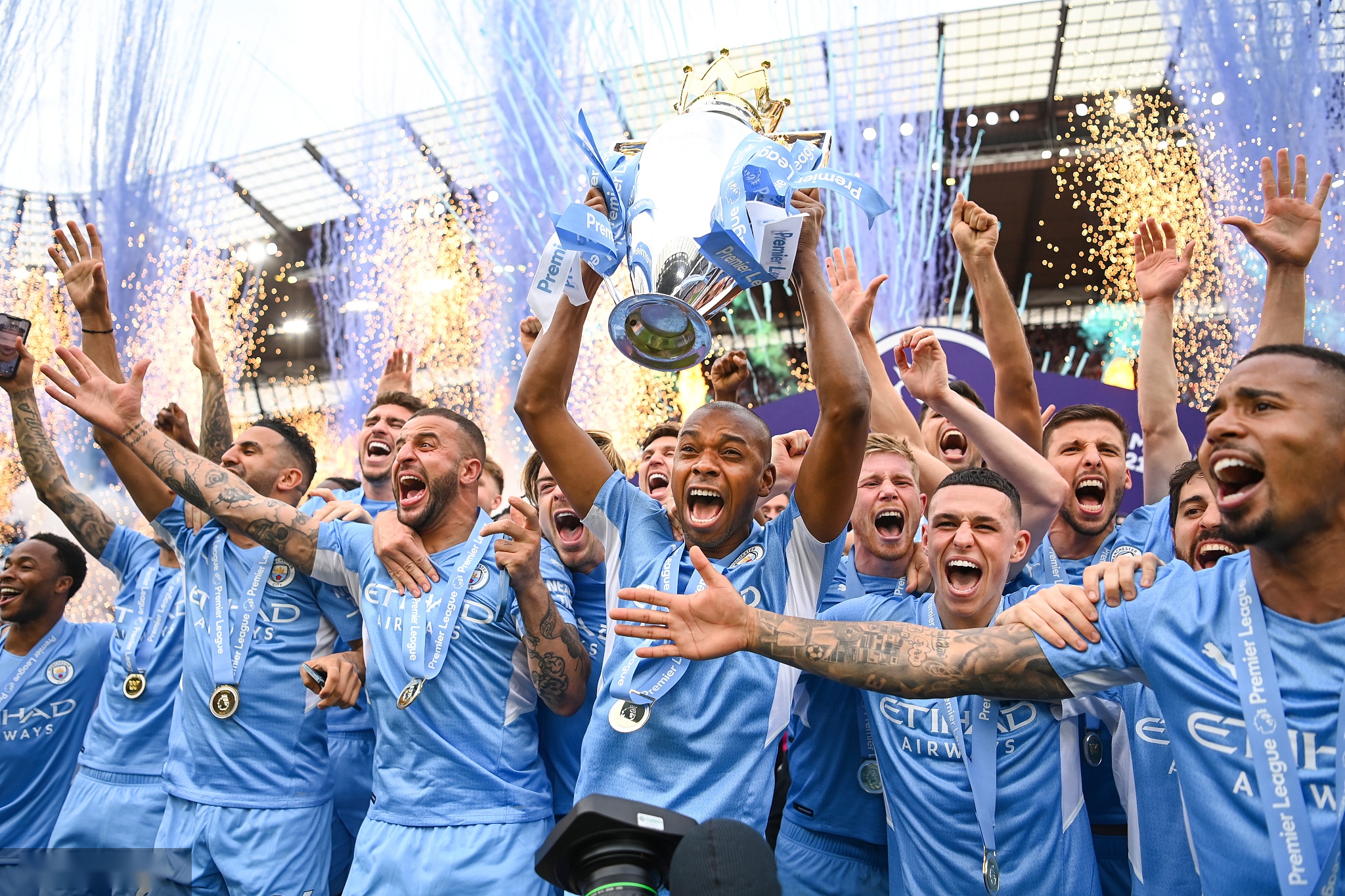 级联赛中完 级联赛中完