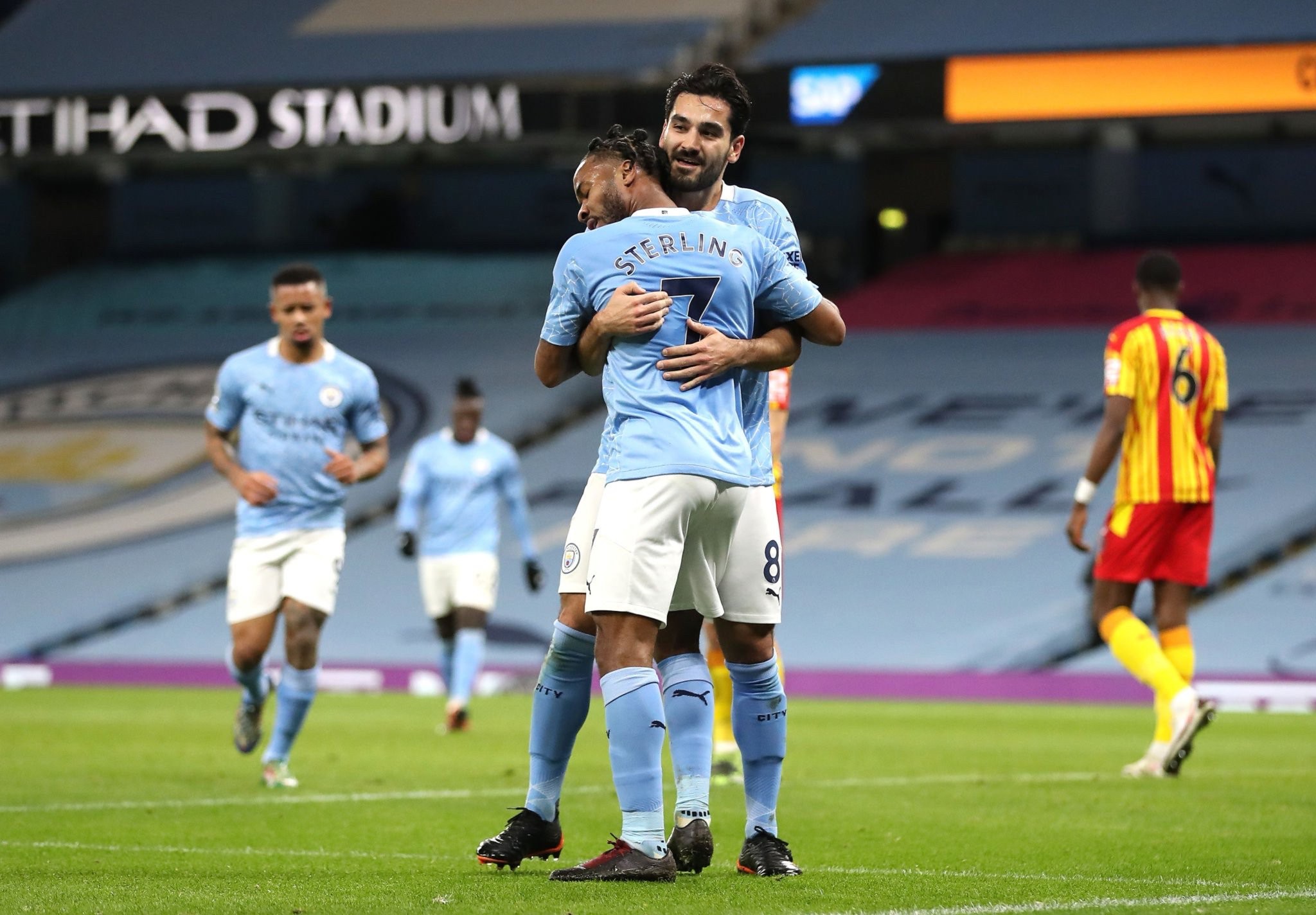 未来仍有极 未来仍有极